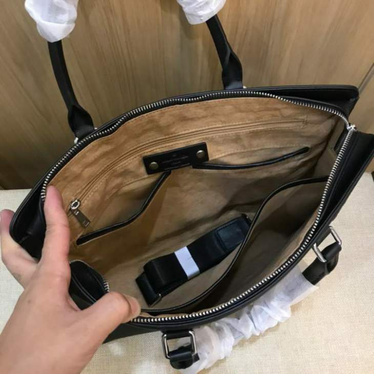 Picture of Louis Vuitton Mens Bags _SKUfw156182010fw